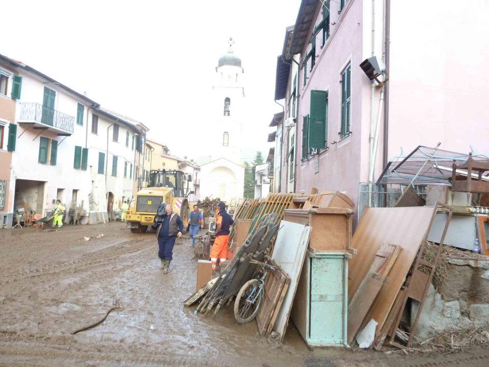 Mobili lungo le strade