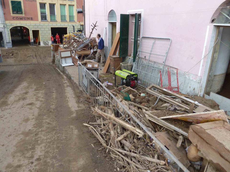 Transenne e lavori a Borghetto